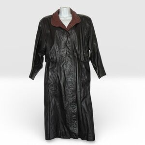 Amazing 80’s Vintage Women's Black Leather Coat With Brown Trim
